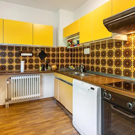 Regina Apartment